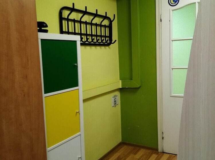 Sunny World Dekabristov Hostel