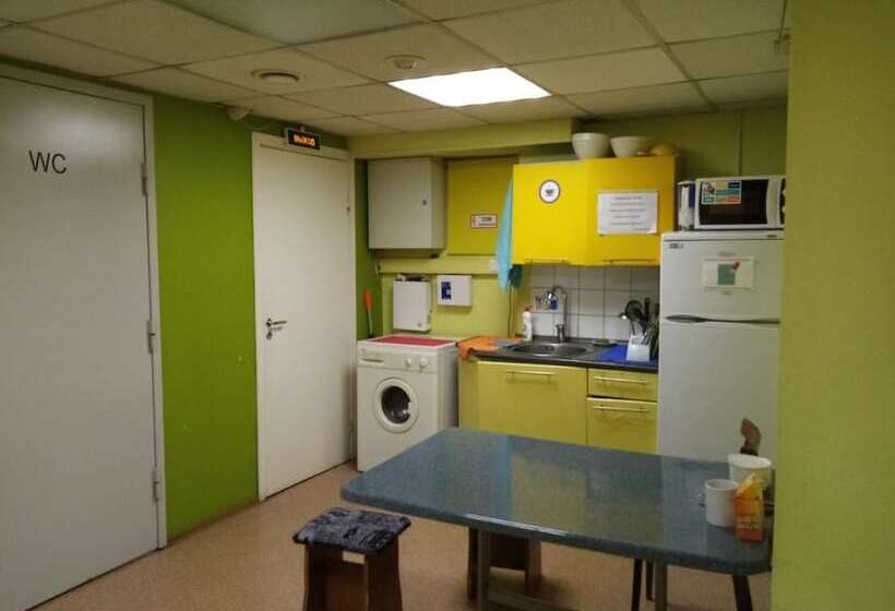 Sunny World Dekabristov Hostel