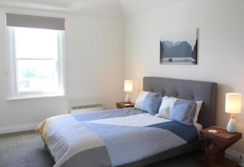 Trinity Hill Apartments