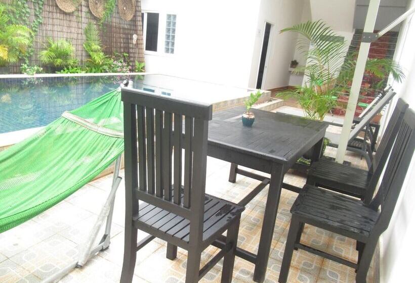 333 Hostel, Siem Reap