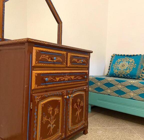 فندق صغير Kasbari House