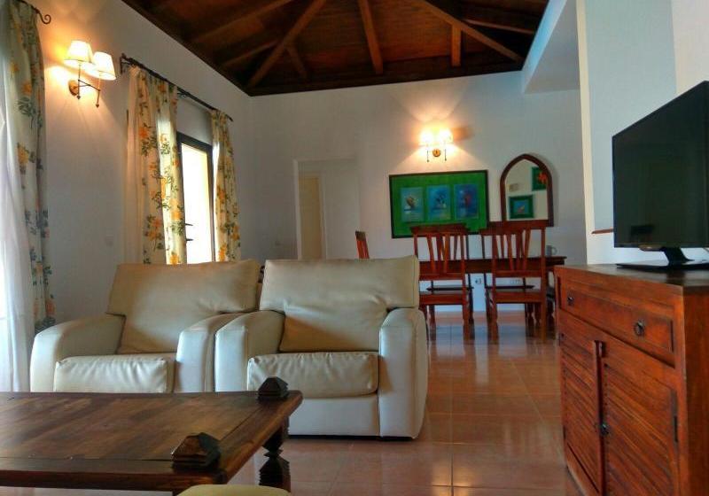 Общежитие Ohana Guest House