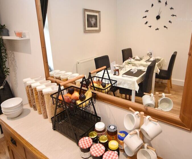 Apple Tree Place B&b