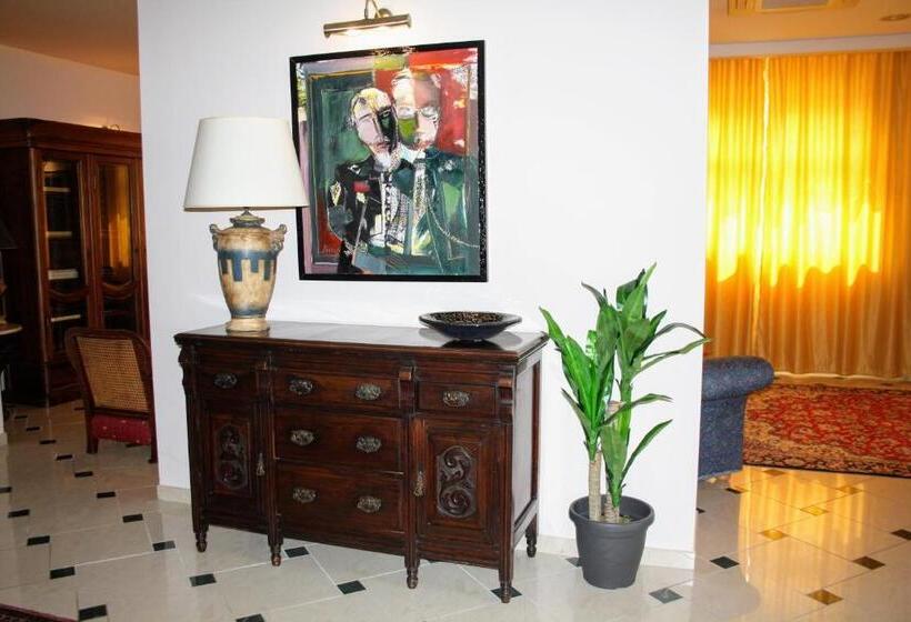 Arts Club Boutique Hotel & Spa