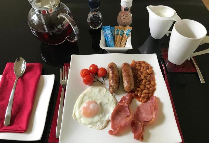 مبيت وإفطار Hemples Lodge