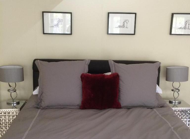 مبيت وإفطار Hemples Lodge