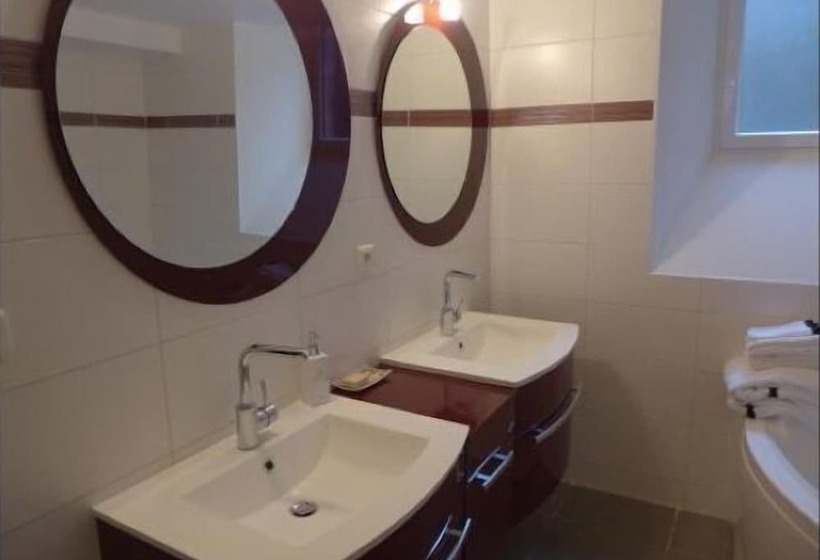 Bed and Breakfast Les Chambres Du Chapitre