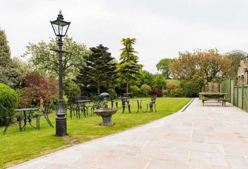 Хостел The Sawley Arms