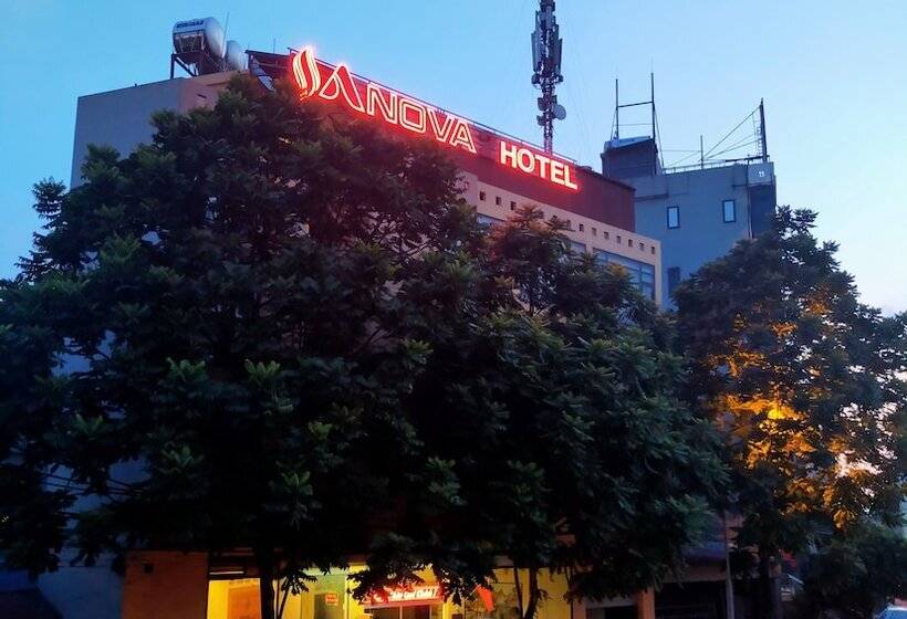 هتل Anova 2