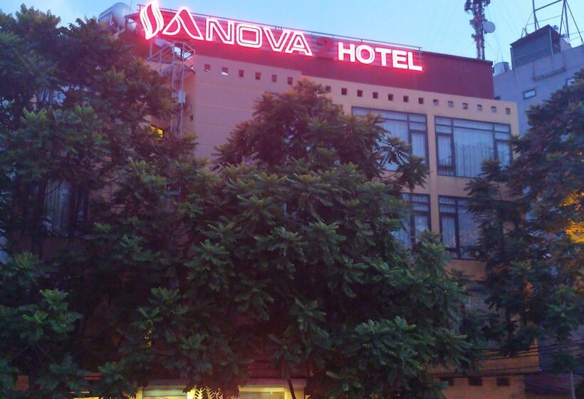 هتل Anova 2