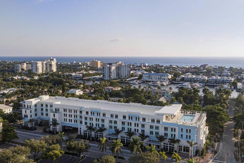 בית מלון כפרי Courtyard By Marriott Delray Beach