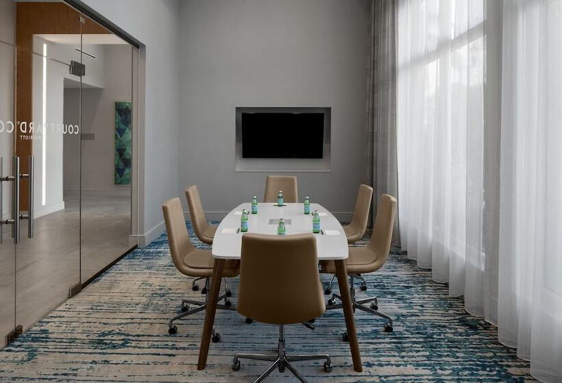 فندق Courtyard By Marriott Delray Beach