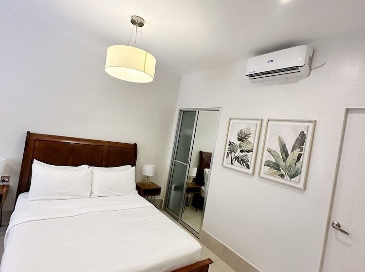 هتل Harman Suites Moalboal