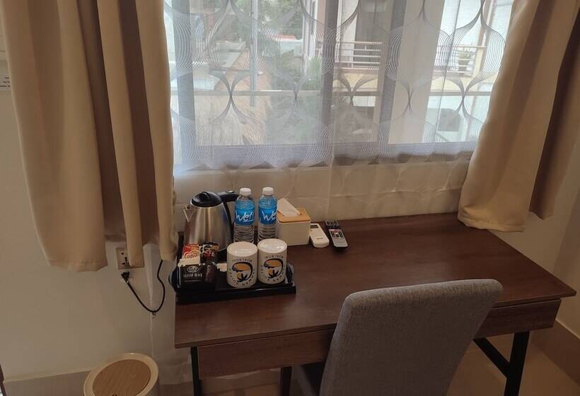 هتل Harman Suites Moalboal