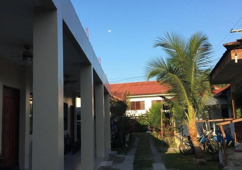 هتل Harman Suites Moalboal