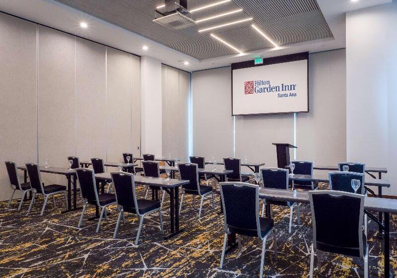 Отель Hilton Garden Inn Santa Ana San Jose