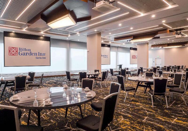 Отель Hilton Garden Inn Santa Ana San Jose