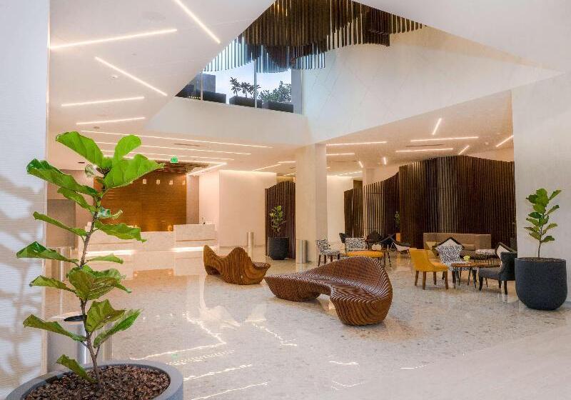 Отель Hilton Garden Inn Santa Ana San Jose