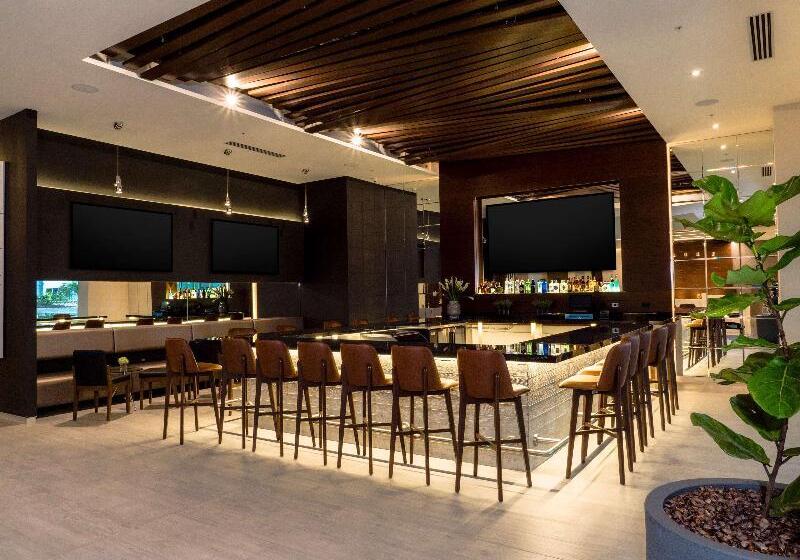 فندق Hilton Garden Inn Santa Ana San Jose