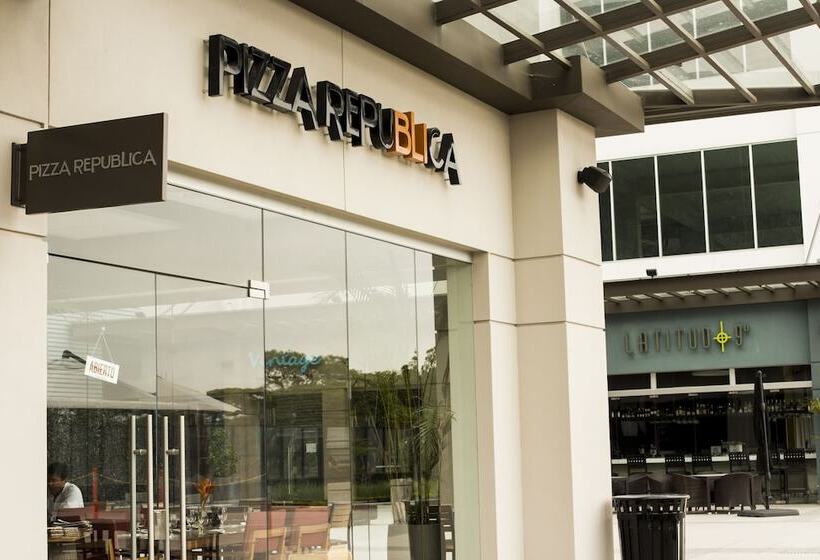 Отель Hilton Garden Inn Santa Ana San Jose