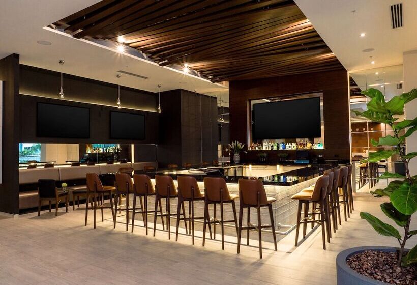 فندق Hilton Garden Inn Santa Ana San Jose