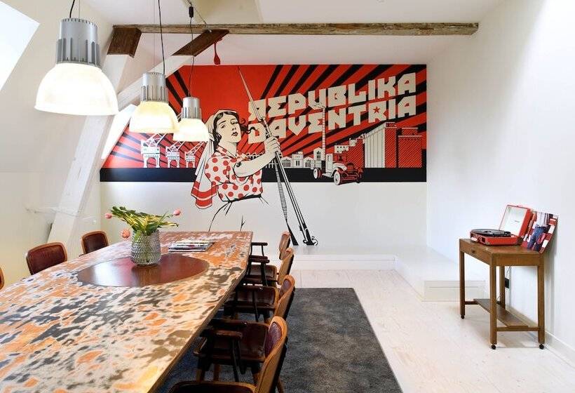 酒店 In Het Huis Van Deventer