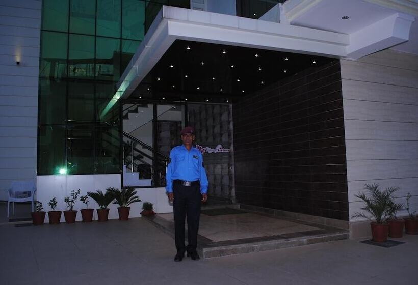 호텔 Kamal Residency