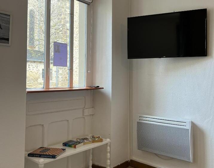 בית מלון כפרי Kan Avel