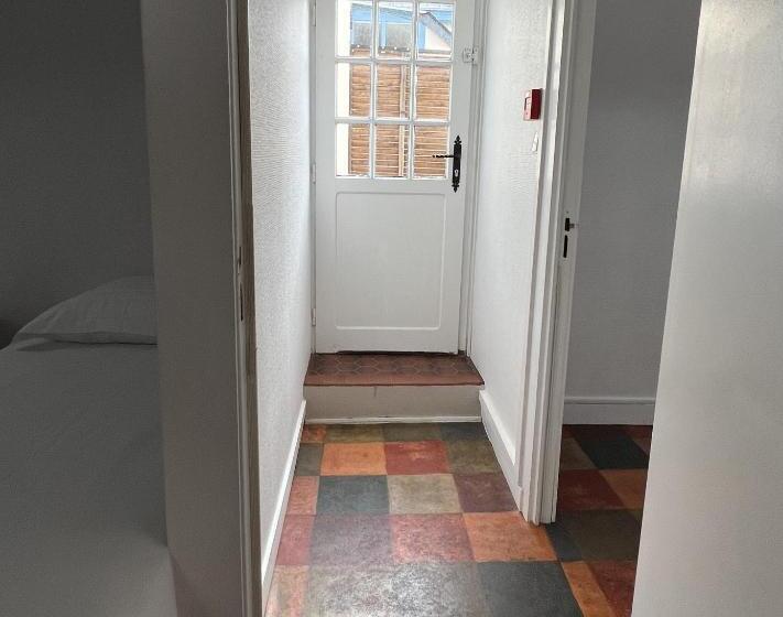 בית מלון כפרי Kan Avel