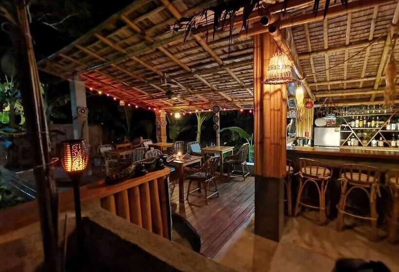 هتل La Colonial Resort