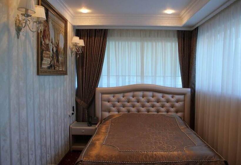 هتل Lazurny Bereg