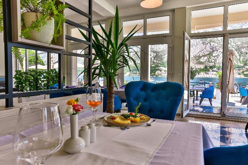 هتل Montebay Perla