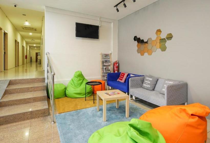 酒店 Nilai By Oyo Rooms