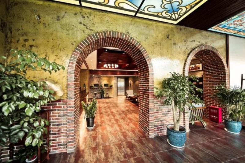 Time Traveller Hotel   Near Beijing Panjiayuan Antique Market, Beijing Happy Valley, Cbd, China Zun