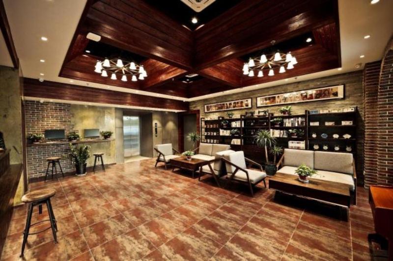 Time Traveller Hotel   Near Beijing Panjiayuan Antique Market, Beijing Happy Valley, Cbd, China Zun
