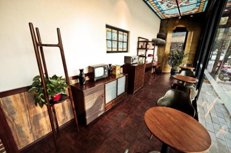 Time Traveller Hotel   Near Beijing Panjiayuan Antique Market, Beijing Happy Valley, Cbd, China Zun