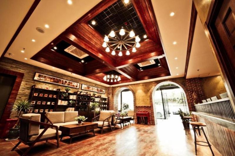 Time Traveller Hotel   Near Beijing Panjiayuan Antique Market, Beijing Happy Valley, Cbd, China Zun