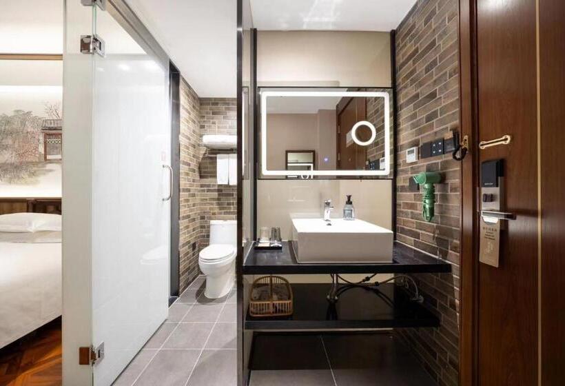 Time Traveller Hotel   Near Beijing Panjiayuan Antique Market, Beijing Happy Valley, Cbd, China Zun