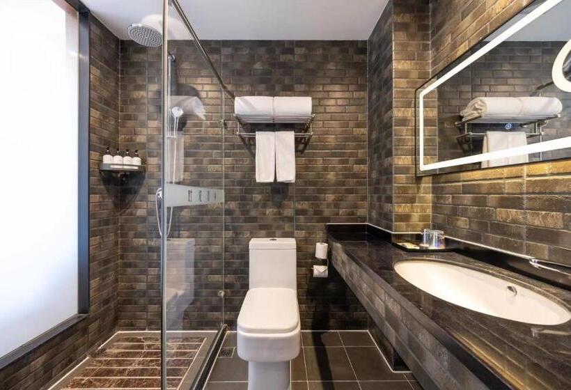 Time Traveller Hotel   Near Beijing Panjiayuan Antique Market, Beijing Happy Valley, Cbd, China Zun