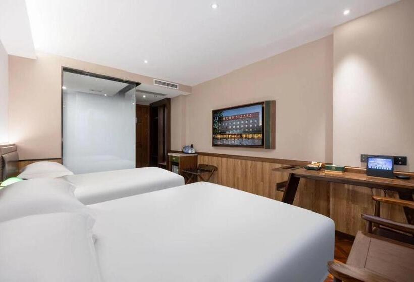 Time Traveller Hotel   Near Beijing Panjiayuan Antique Market, Beijing Happy Valley, Cbd, China Zun