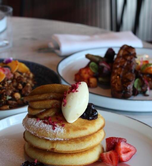 Отель Park Hyatt Auckland