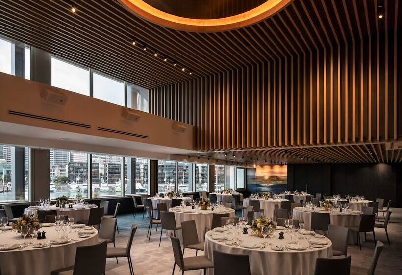 Отель Park Hyatt Auckland