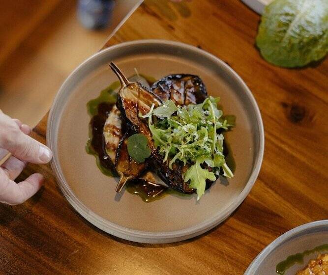 Отель Park Hyatt Auckland