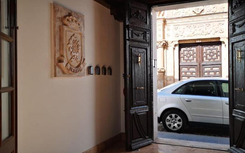 هتل Qb Almagro Centro