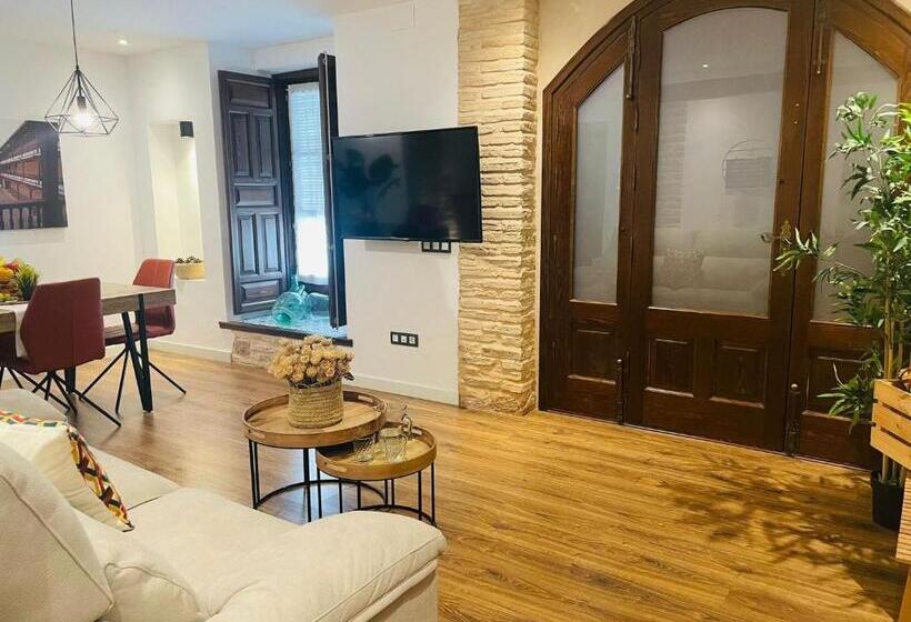 هتل Qb Almagro Centro