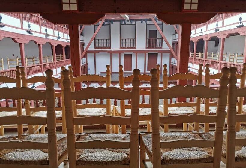 هتل Qb Almagro Centro