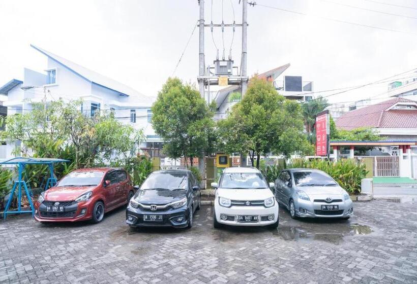 فندق Reddoorz Plus Near Uin Banjarmasin