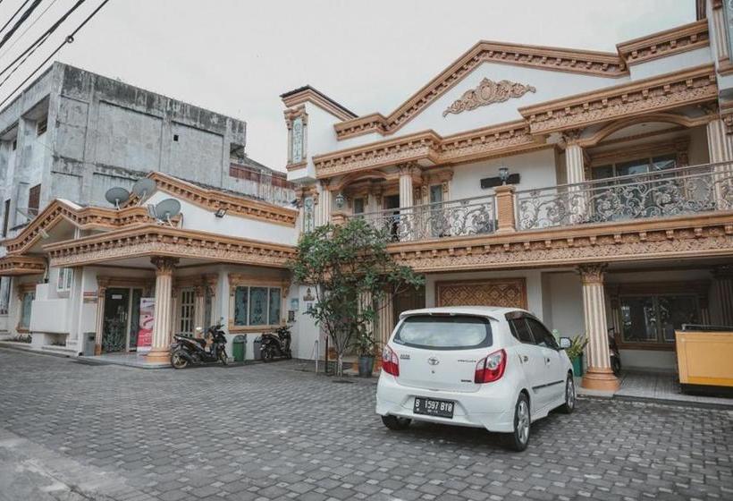 酒店 Reddoorz Plus @ Tanjung Karang Lampung 2