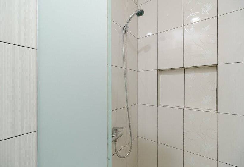 호텔 Reddoorz Syariah Near Universitas Serambi Mekkah