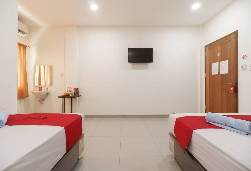 호텔 Reddoorz Syariah Near Universitas Serambi Mekkah